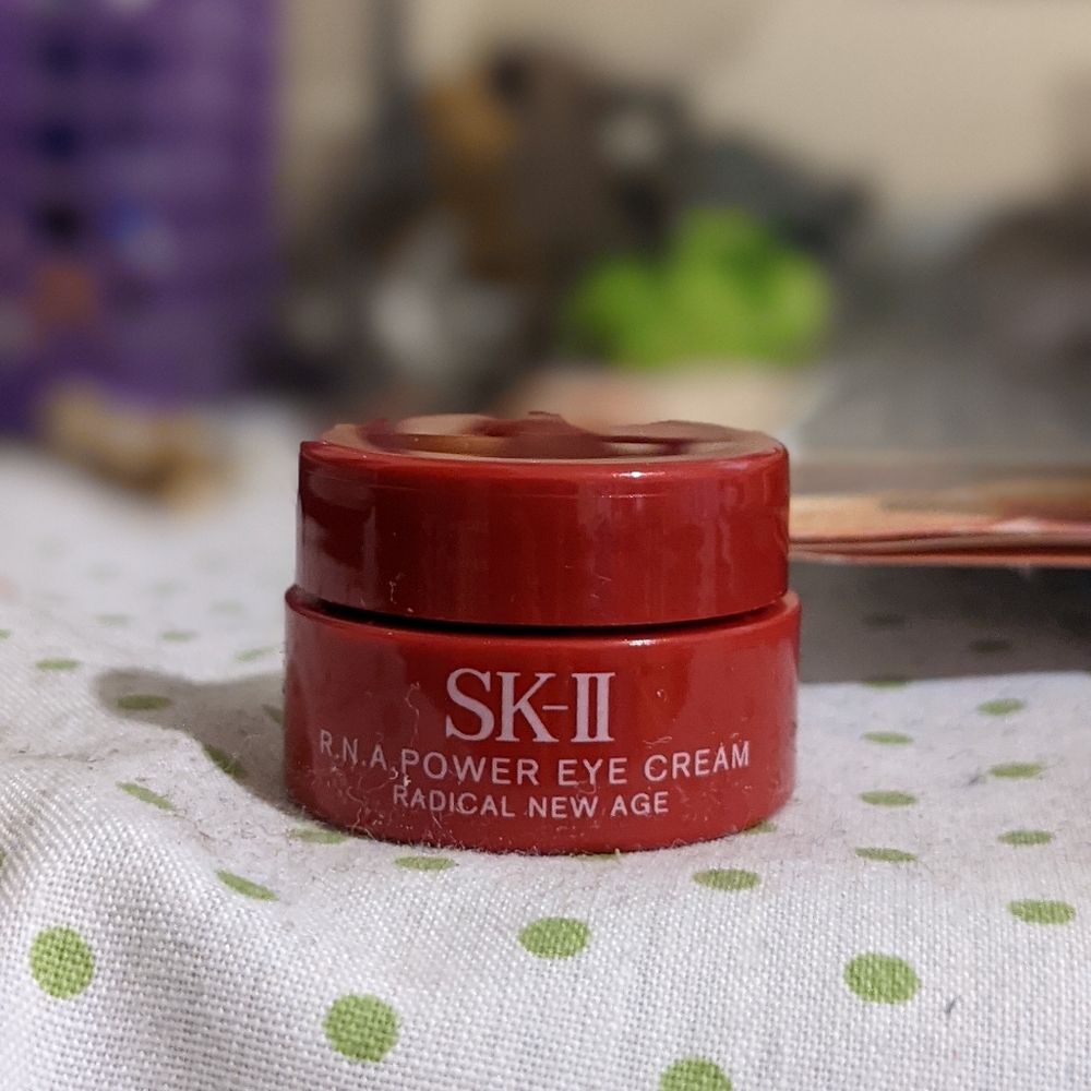NWT SK-II R.N.A. Power Eye Cream mini *FIRM PRICE* - Picture 2 of 3